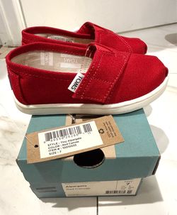 Toms Red Canvas Shoes for Toddler in size 7