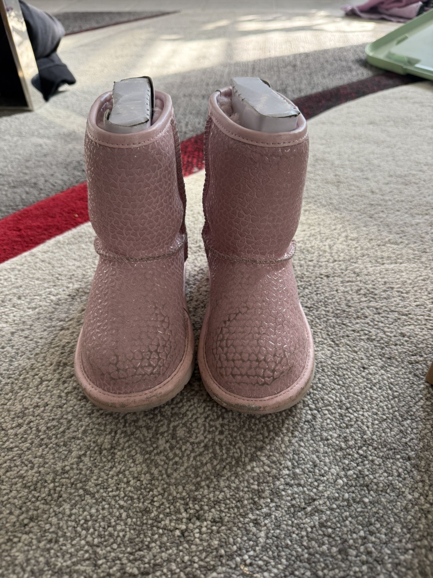 Kids’ UGG Boots – Pink Gel With Little Hearts (Size 10)