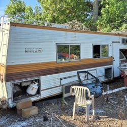 Free. Midland Motorhome.  Tow It Away