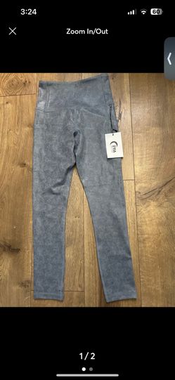 ZYIA slate floral pocket light n tight size 2 legging