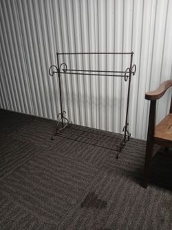 Rod iron rack