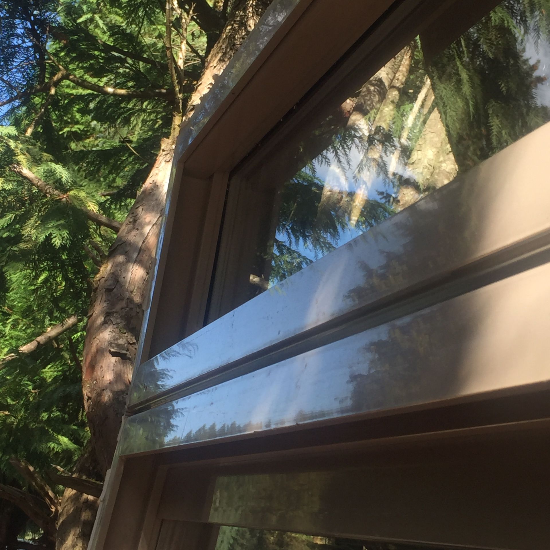 ***BEAUTIFUL , VINYL, SLIDING GLASS DOORSTEP!!!***
