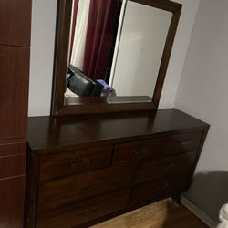 Dresser And Mirror 