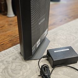 Netgear Nighthawk AC1900 WiFi Cable Modem Router 