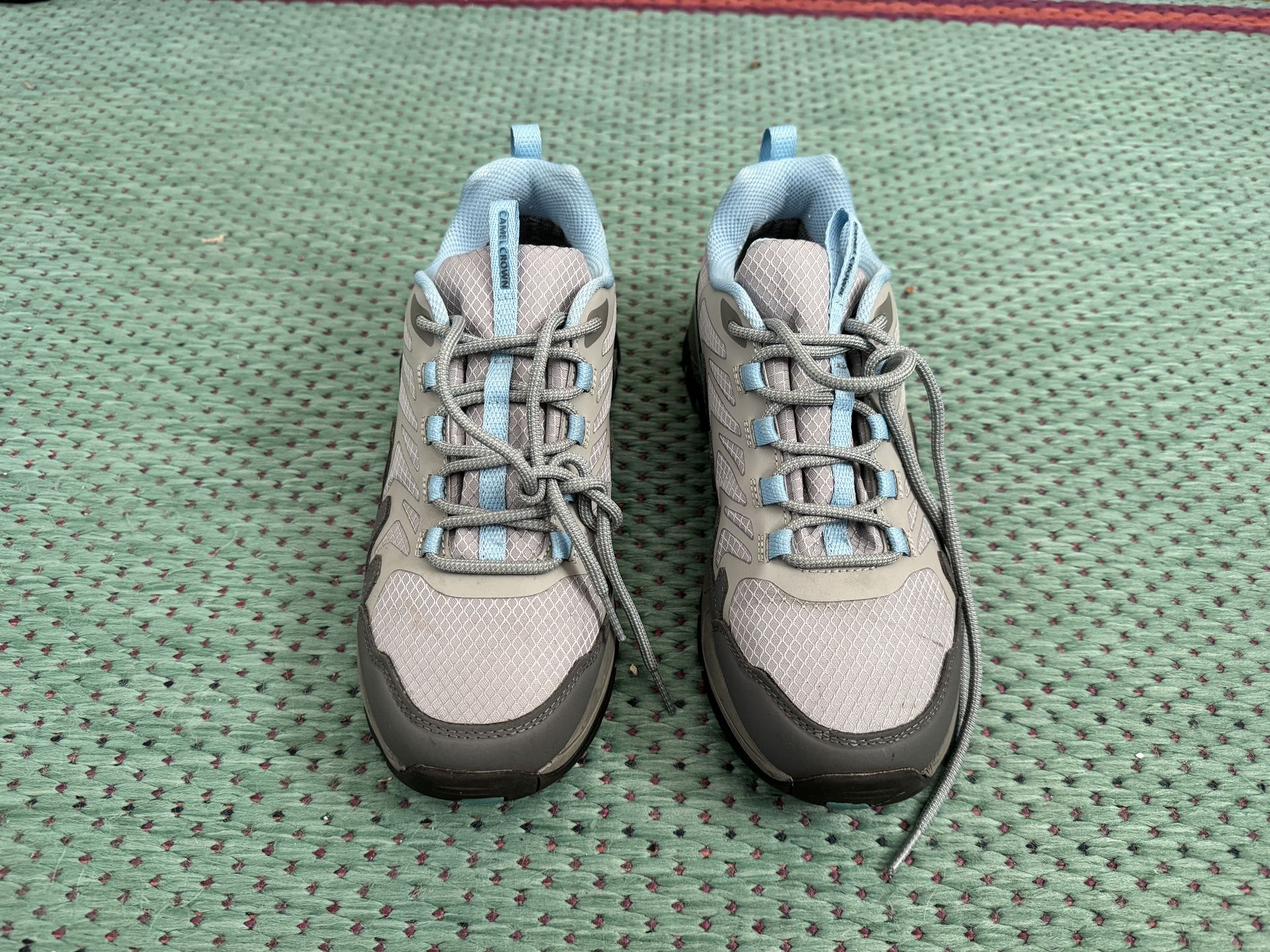 Women’s Camel Crown Hiking Boots Sz 9