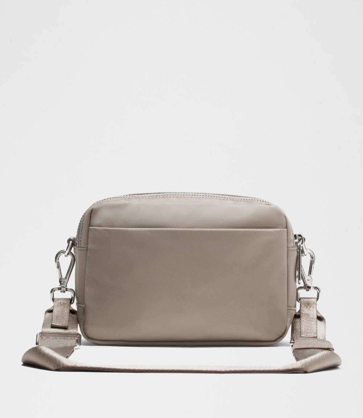 Everywhere cross body bag 2L metal hardware. Warm Ash/silver. New with tags please check photos for description and measurements information.