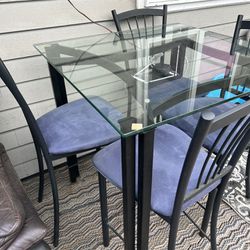 Dining Table Glass Top And 4 High Chairs