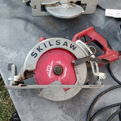 7 And 1/4 Inch Skil Saw Great Shape Ready To Work