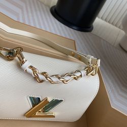 Louis Vuitton Twist Weekend Bag