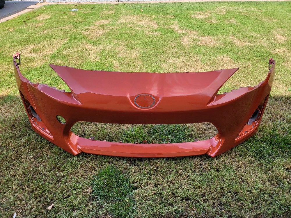 2013 - 2016 Toyota Scion FRS/Subaru BRZ/Front Bumper Cover Oem