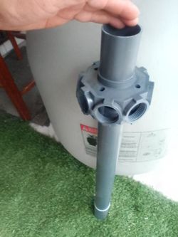 Container for pool sand