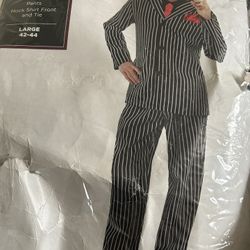 Costume