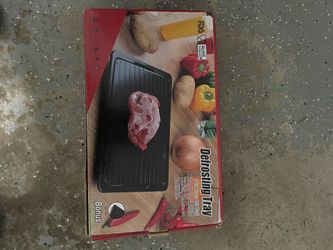 Defrosting tray with bonus drip tray