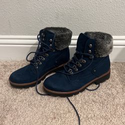 Women Shoes Or Boots Size 9 