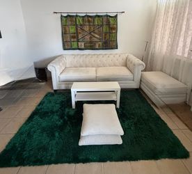 Sofa with 4 pillows, …..