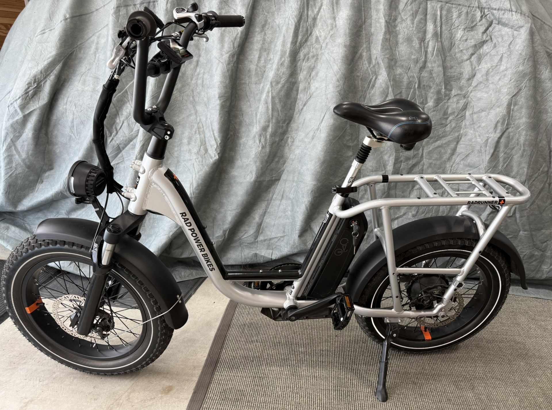 Rad Power Bikes Radrunner Plus Electric Bike