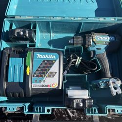 Makita XFD10 18V Drill Kit with 2 Batteries, Charger, and Case