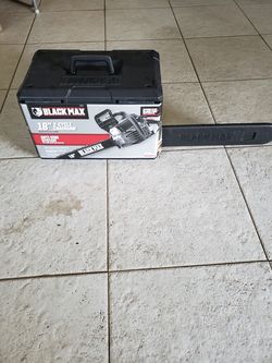 Black Max 18" 38cc 2-Cycle Chainsaw