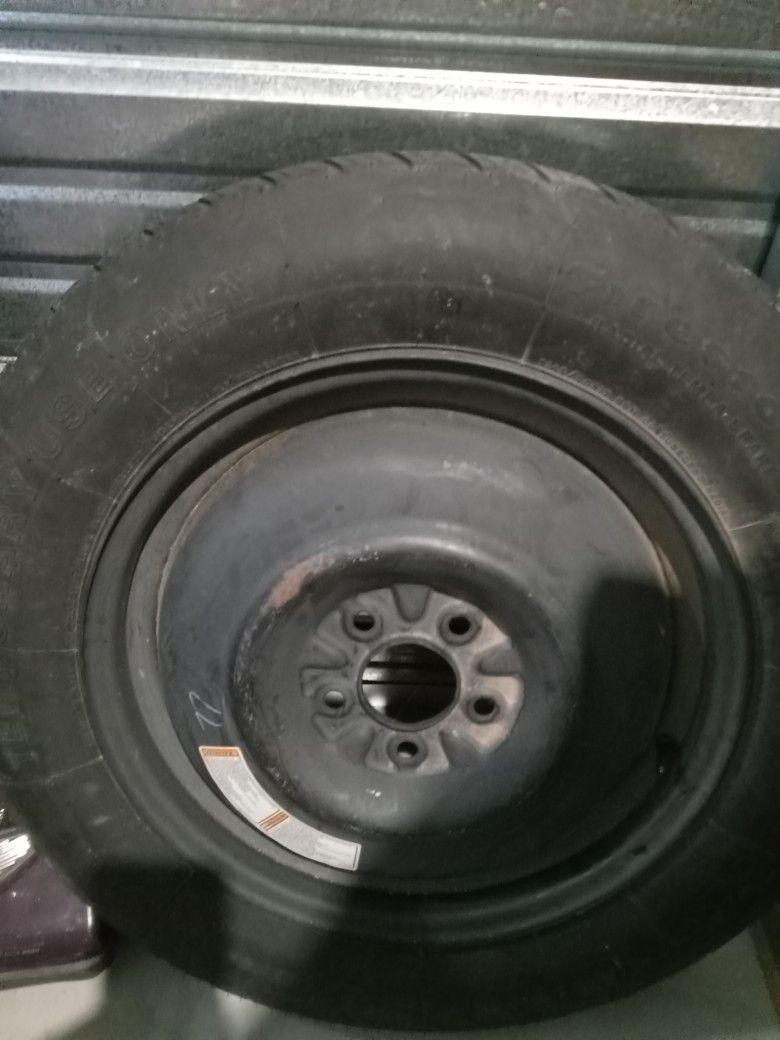 A Spare( Donut)
