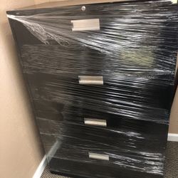 Hon 4 Drawer File Cabinet W key