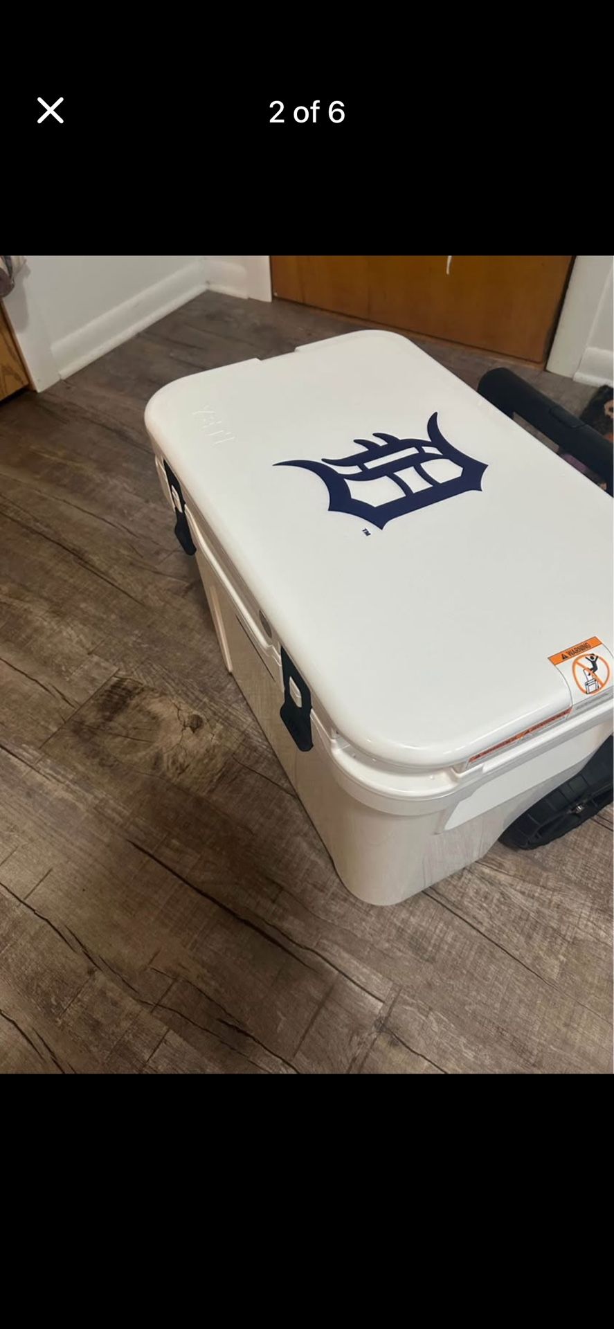 Yeti Roadie 32 Detroit Tigers Wheeled Cooler