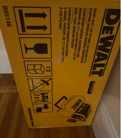 Dewalt 4.5 gallon air compressor