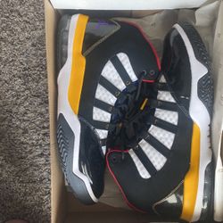 Jordan Max Aura Size 10.5