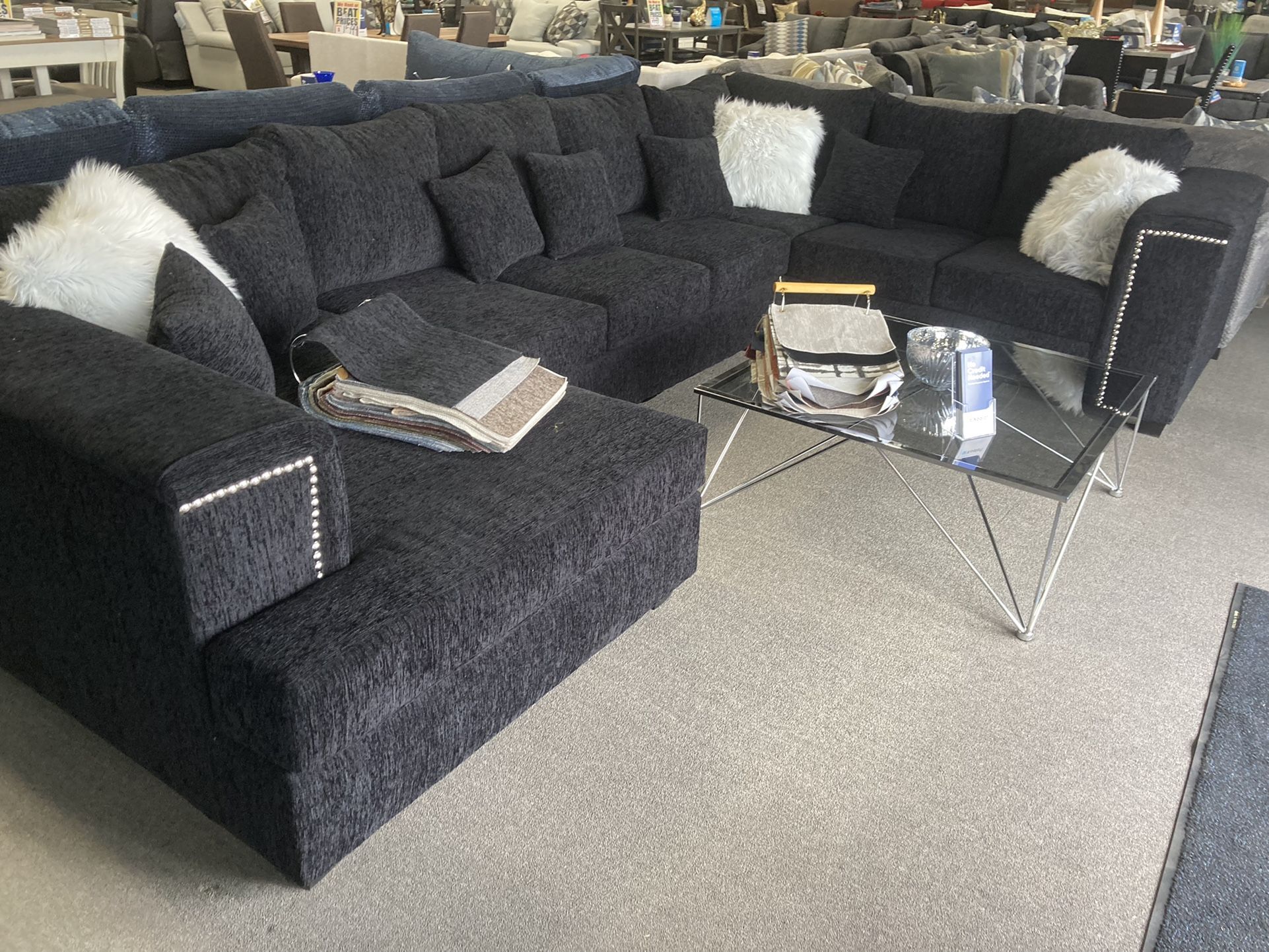 Amazing Sectional 💙 Easy Financing ! $2,499
