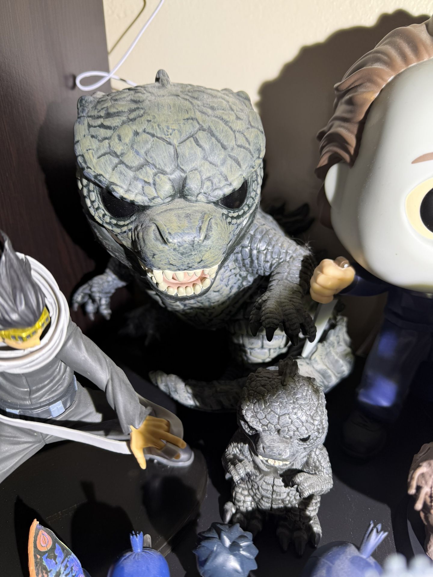 Large Godzilla Pop