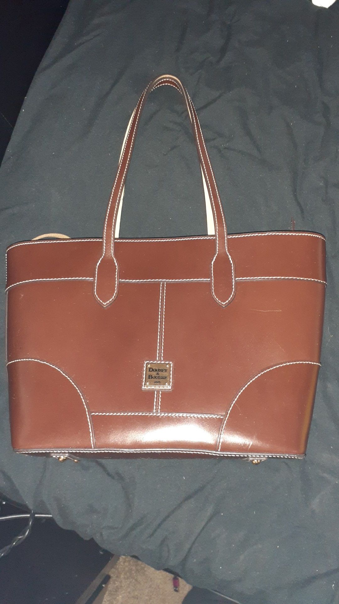 Dooney&Bourke1975