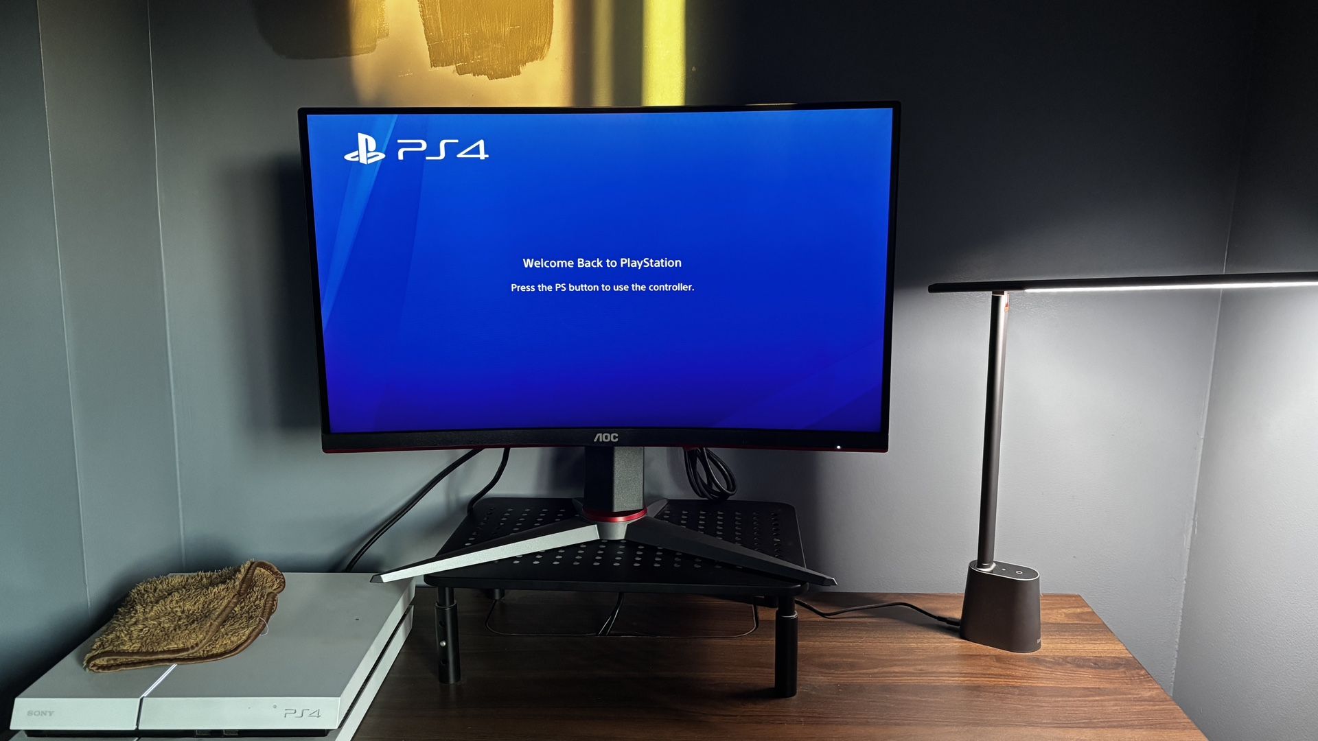 Desk, PS4, Monitor