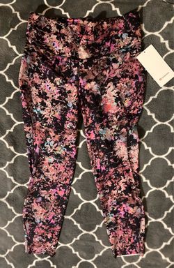 Lululemon Floral Print Cropped Leggings