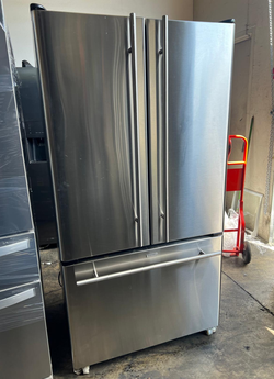 Great deal: JennAir Stainless French Door – Internal Ice Maker