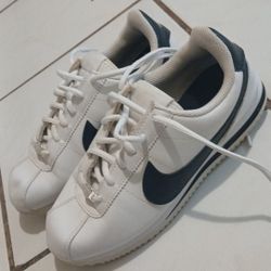 Nike Cortez
