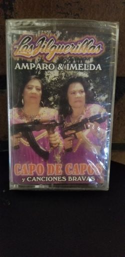 Las Jilguerillas lot - Capo De Capos cassette (SELLADO), con cassette y cd éxitos. Very cool cover!