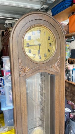 Grandfather Clock *PENDING SALE*