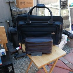 Small Travel Lugagge And Handbag