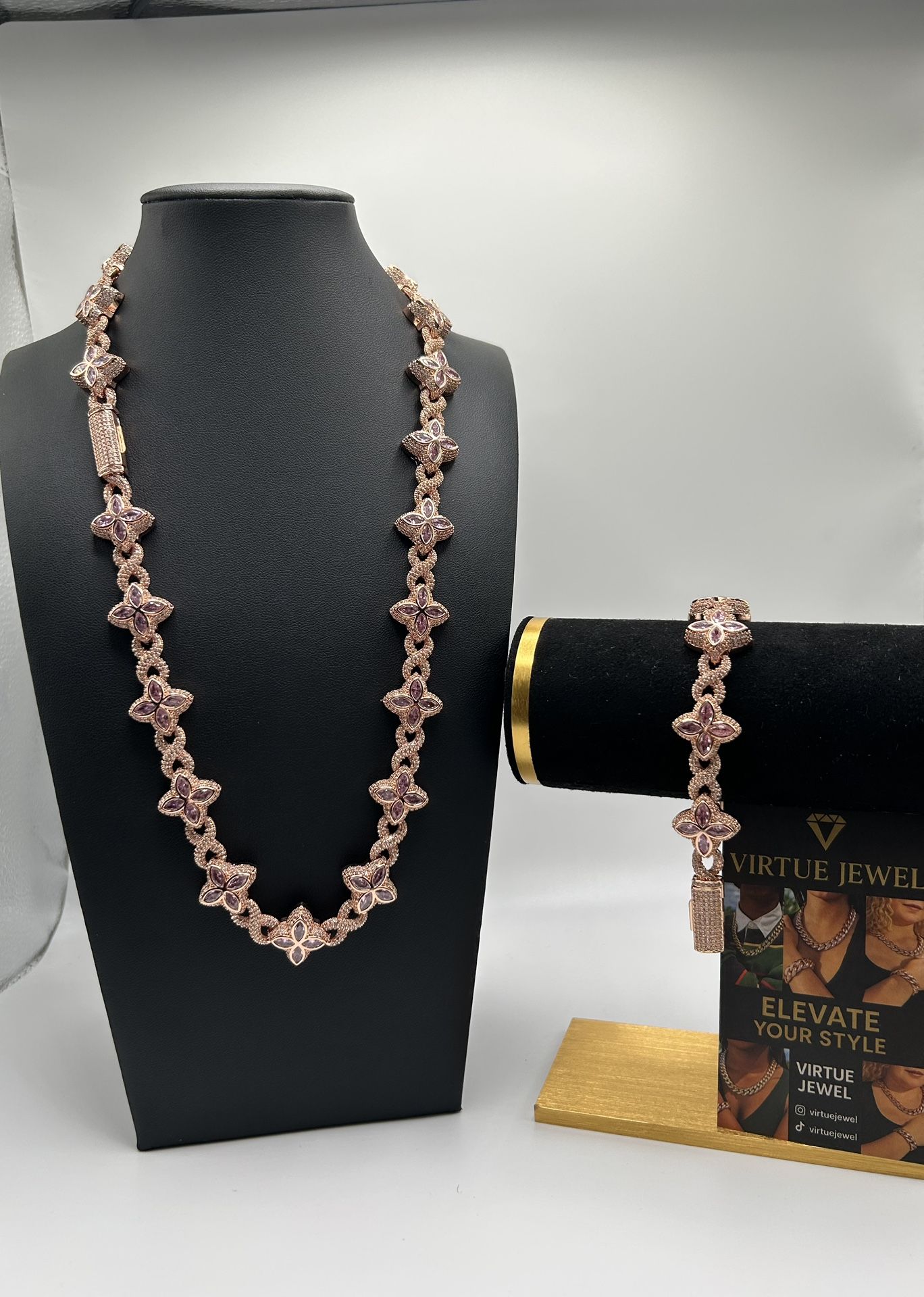 Flower 4 Leaf Clover Iced Out Premium Quality Chain Necklace Rose Gold Pink