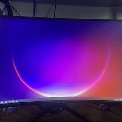 Curved monitor