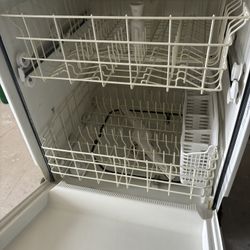 Frigidaire Dishwasher 