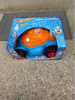 Hot Wheels Bubble mower brand new