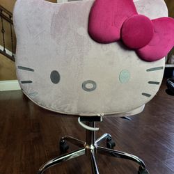 Hello Kitty Chair  