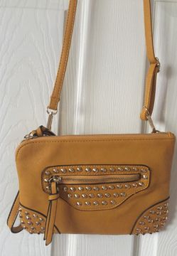 Cross body wristlet Purse