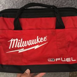 Milwaukee 13in M12 Fuel Bag
