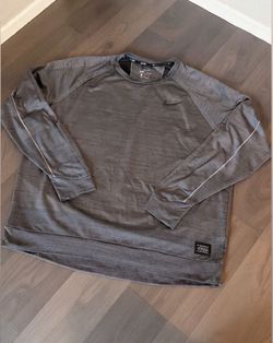 Nike Dri Fit Golf Sweatshirt Size XL
