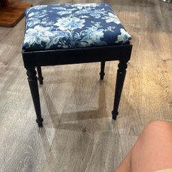 Antique Sewing Chair 