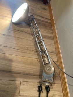 Mid Century Amplex Trombolite Telescoping Dual Bulb Table Mount Drafting Lamp