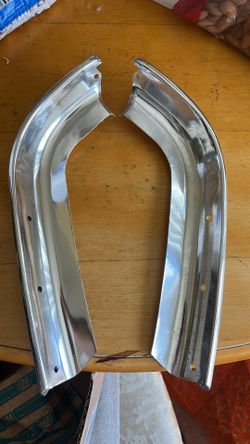 70 Impala Caprice front fender moldings rare