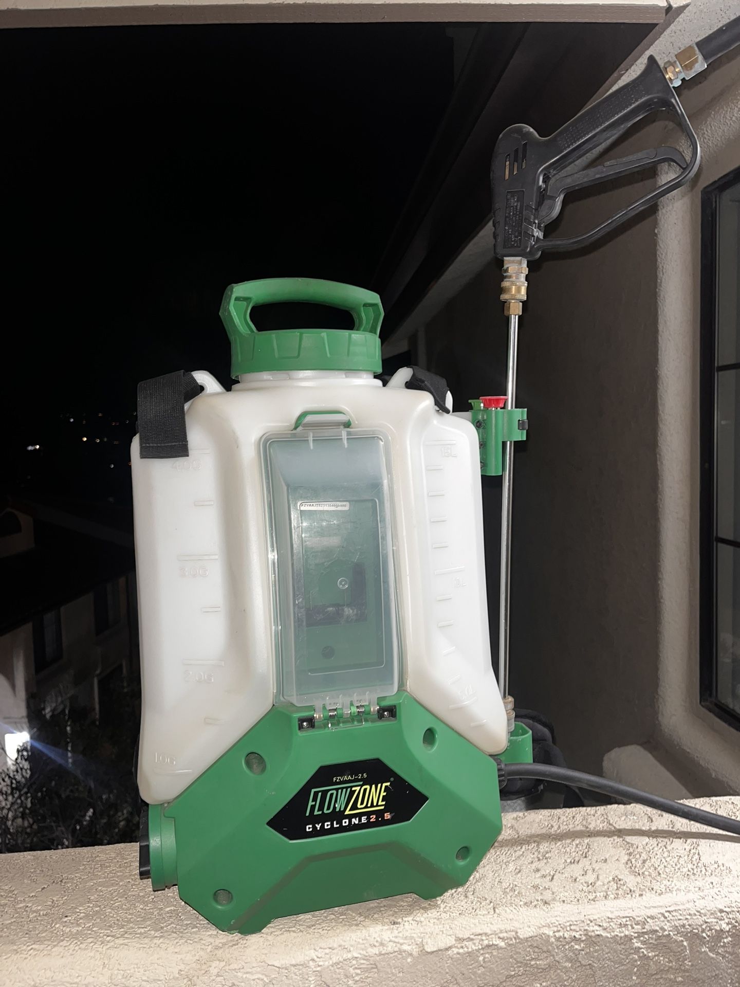 FlowZone Cyclone 2.5 Backpack Sprayer