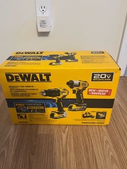 SAVE 💰💰  BRAND NEW 5 PIECE POWER SEALED DEWALT BRUSHLESS TOOL SET   20V   EVERYTHING IN PICS  ACME TOOLS $329.00(SEE AD)  ASKING $250🔥🔥🧰🧰
